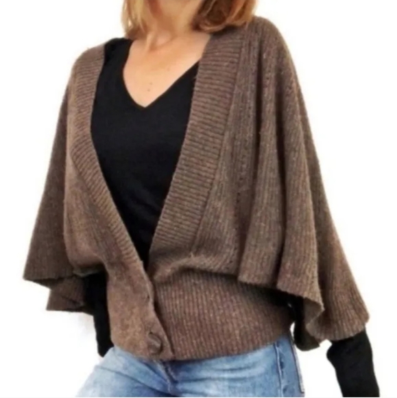 Anthropologie button batwing/dolman sleeve cardigan - Picture 1 of 8